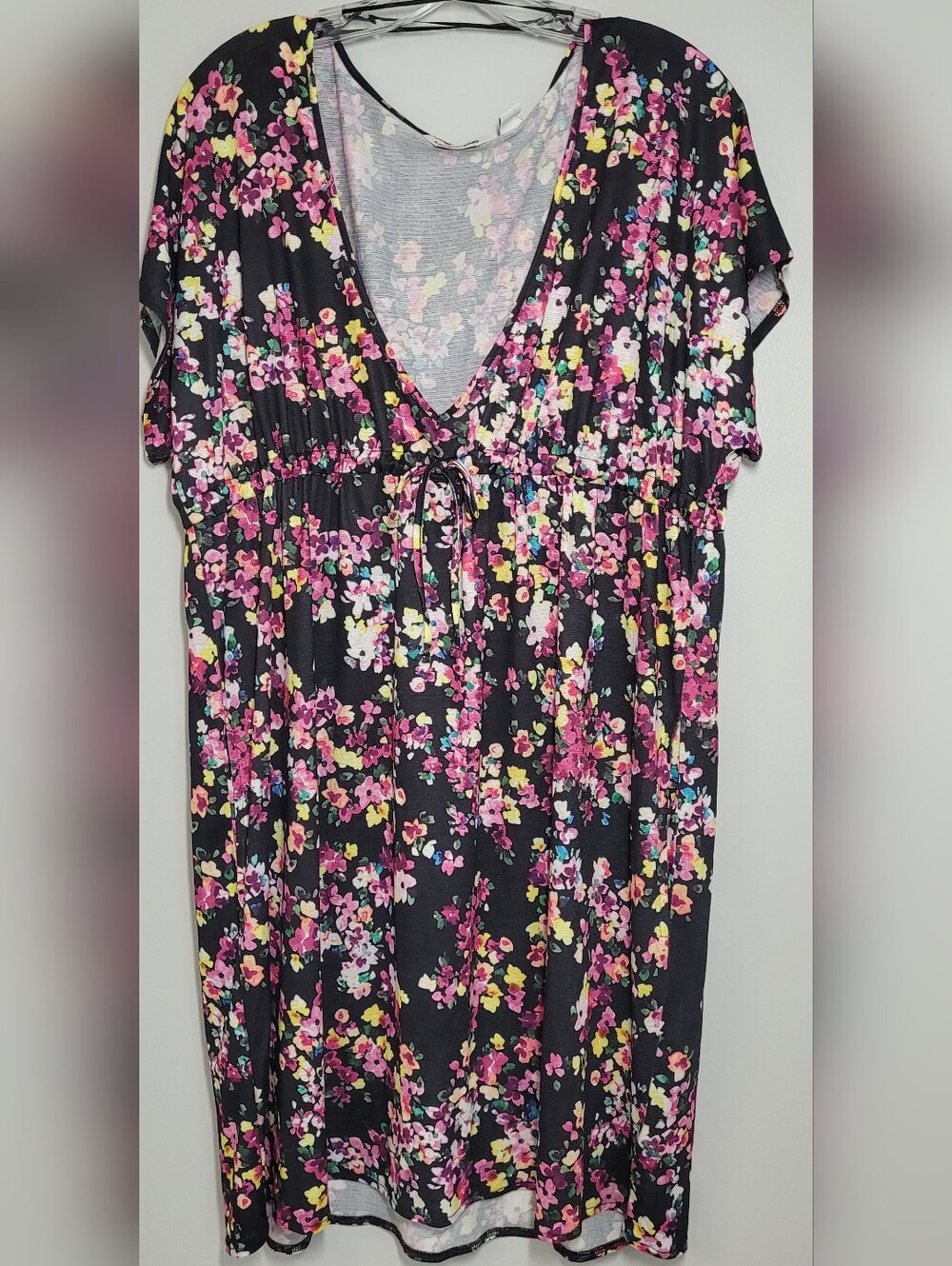 Women's Black Floral Plunge V Neck Cover-Up LARGE NWT